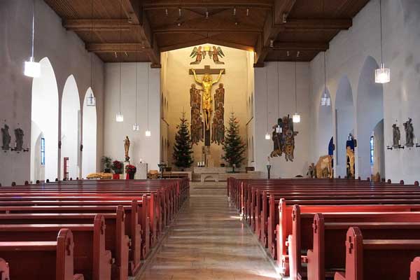 TBei Church interior 1